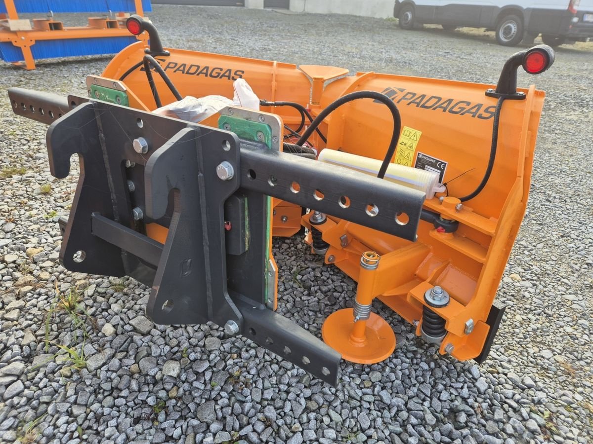 Schneeräumschild del tipo Sonstige PADAGAS VARIO SCHNEESCHILD Traktor Hoflader Bema, Neumaschine en Aigen-Schlägl (Imagen 21)