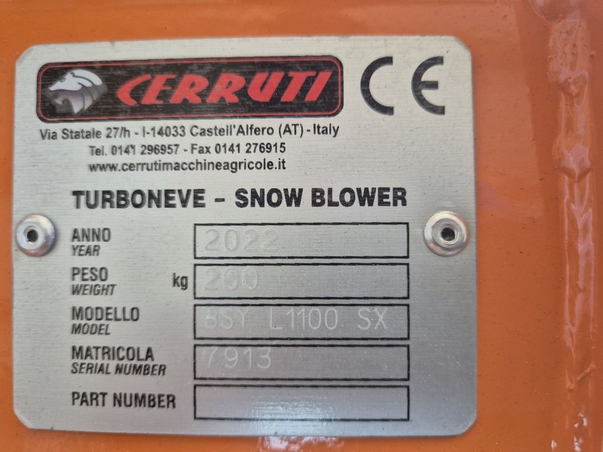 Schneeräumschild of the type Sonstige SCHNEEFRÄSE Avant Cast Neomach Multione Hoflader, Neumaschine in Aigen-Schlägl (Picture 12)