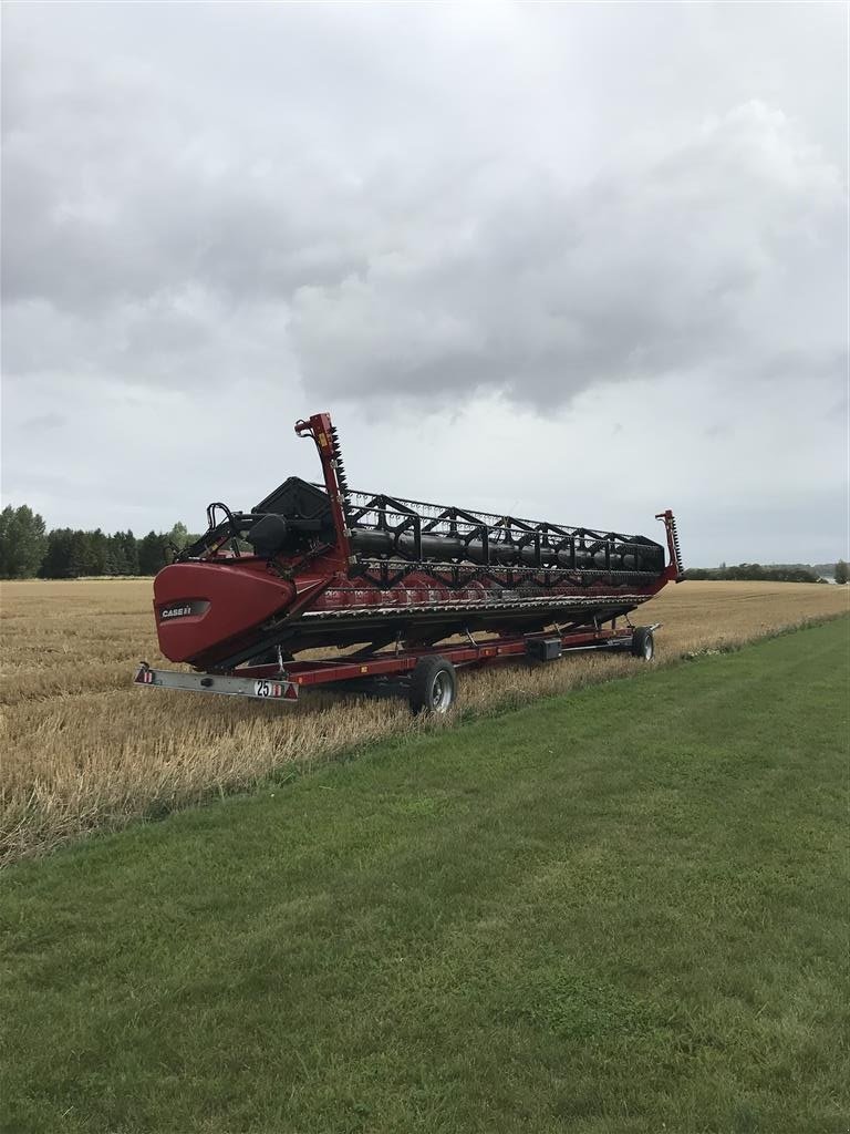 Schneidwerk van het type Case IH Case IH 3050 41" med sideknive og vogn, Gebrauchtmaschine in Glamsbjerg (Foto 1)