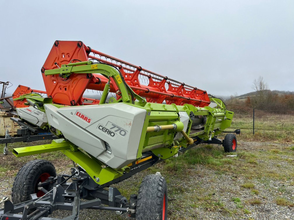 Schneidwerk типа CLAAS CERIO 770, Gebrauchtmaschine в ORLEIX (Фотография 4)