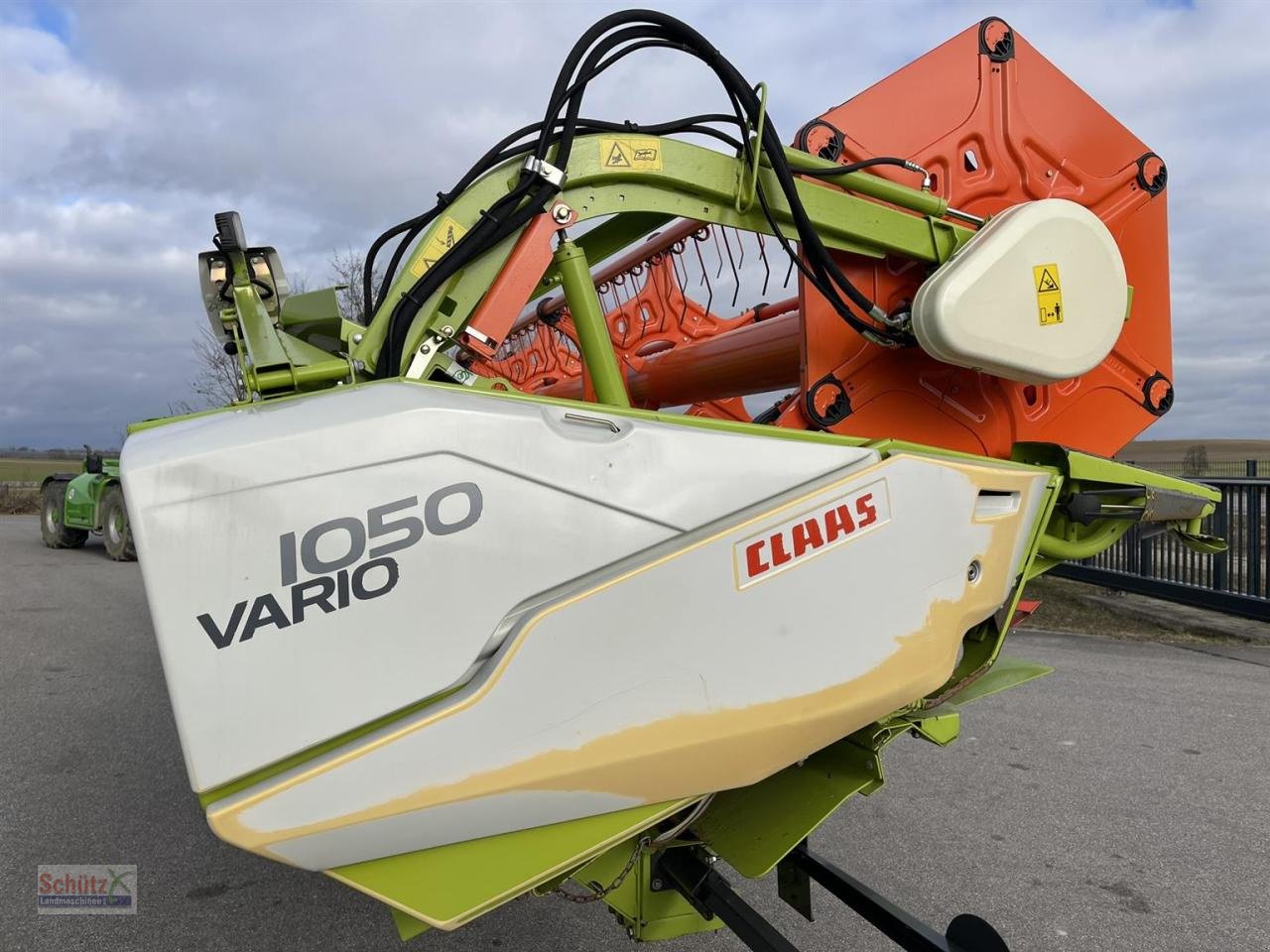 Schneidwerk del tipo CLAAS Schneidwerk Vario V1050 Top Zustand 1600ha Laserpilot, Gebrauchtmaschine en Schierling (Imagen 3)