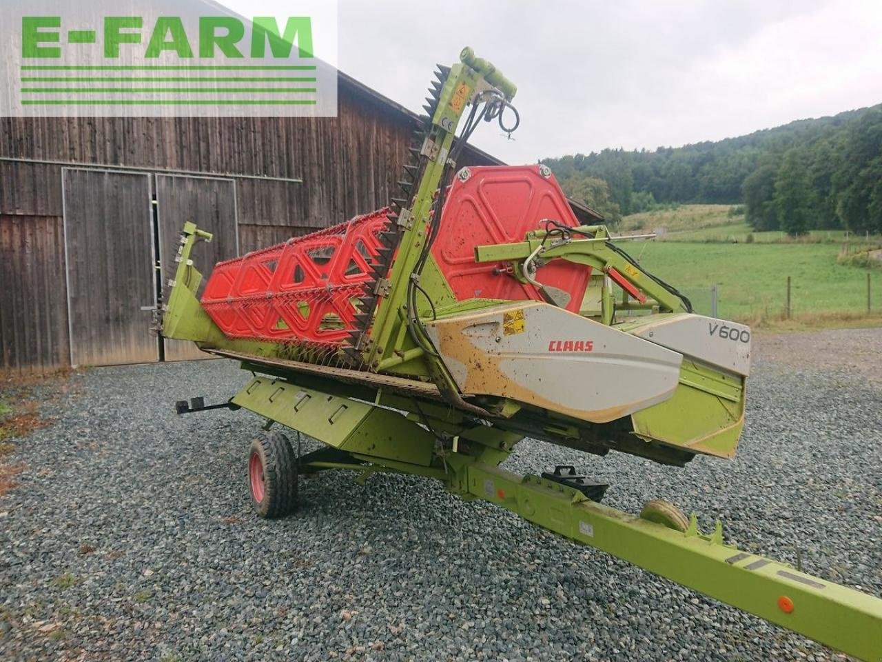 Schneidwerk typu CLAAS v600 vario + raps, Gebrauchtmaschine w ILZ (Zdjęcie 2)