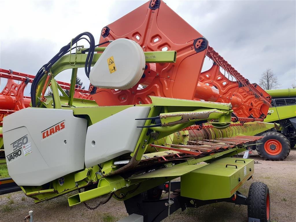 Schneidwerk des Typs CLAAS VARIO 560 AC, Gebrauchtmaschine in Grimma (Bild 3)