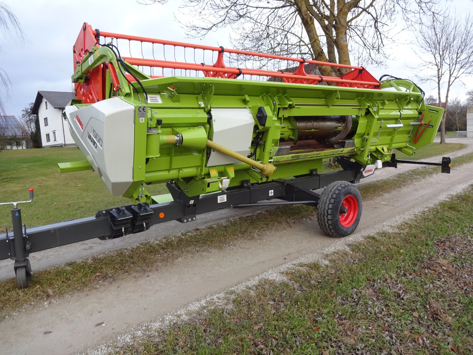 Schneidwerk typu CLAAS VARIO 560 AC, Gebrauchtmaschine v Breitenbrunn (Obrázek 7)