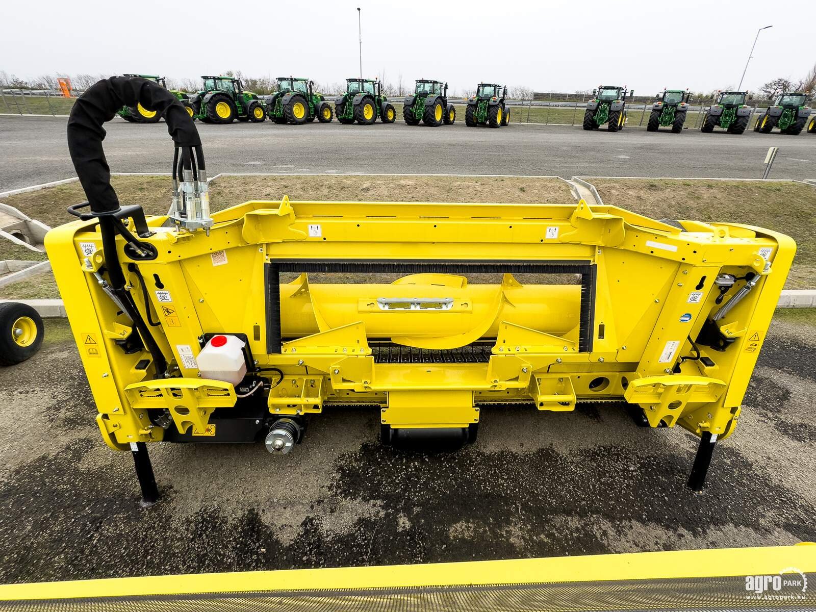 Schneidwerk of the type John Deere 639 Pick Up, Gebrauchtmaschine in Csengele (Picture 7)