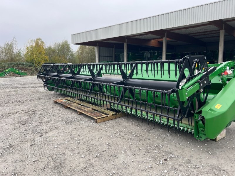 Schneidwerk des Typs John Deere 725X, Neumaschine in Beckum