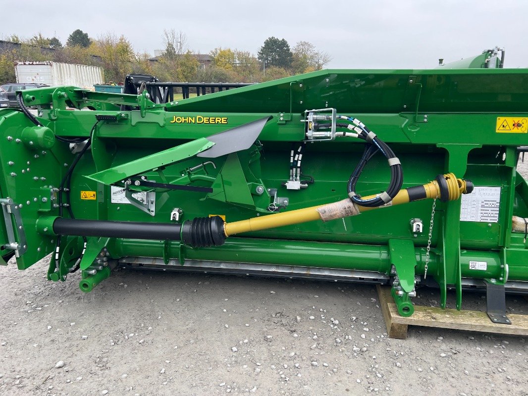 Schneidwerk of the type John Deere 725X, Neumaschine in Beckum (Picture 5)