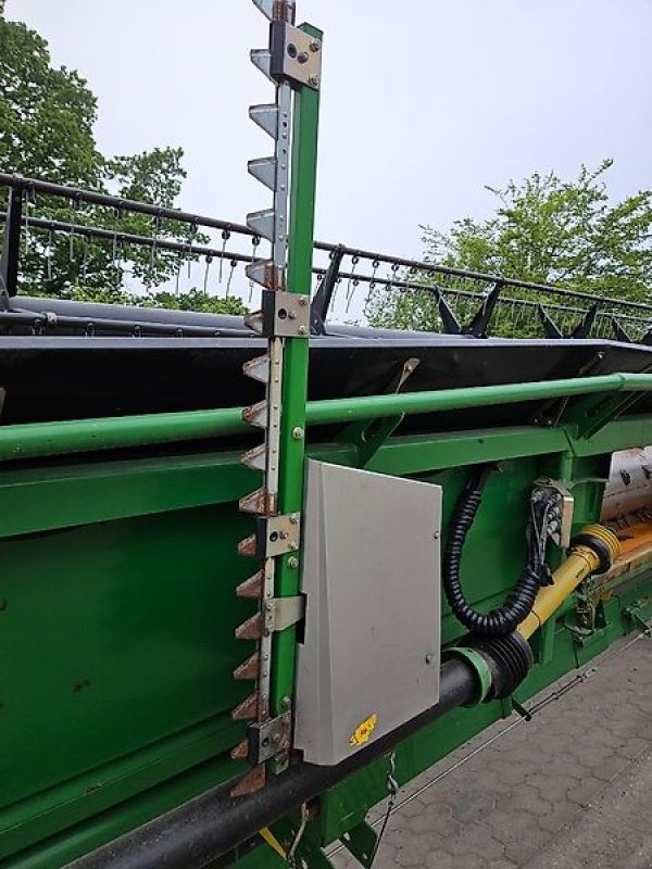Schneidwerk του τύπου John Deere Premium Flow 630 mit Wagen vom S680 Mähdrescher mit Seitenmessern, Gebrauchtmaschine σε Honigsee (Φωτογραφία 16)