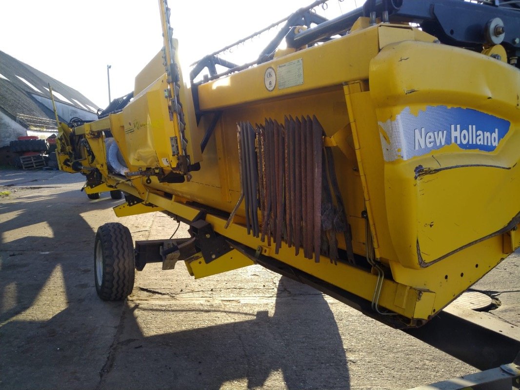 Schneidwerk a típus New Holland 30 V mit Wagen, Gebrauchtmaschine ekkor: Liebenwalde (Kép 5)