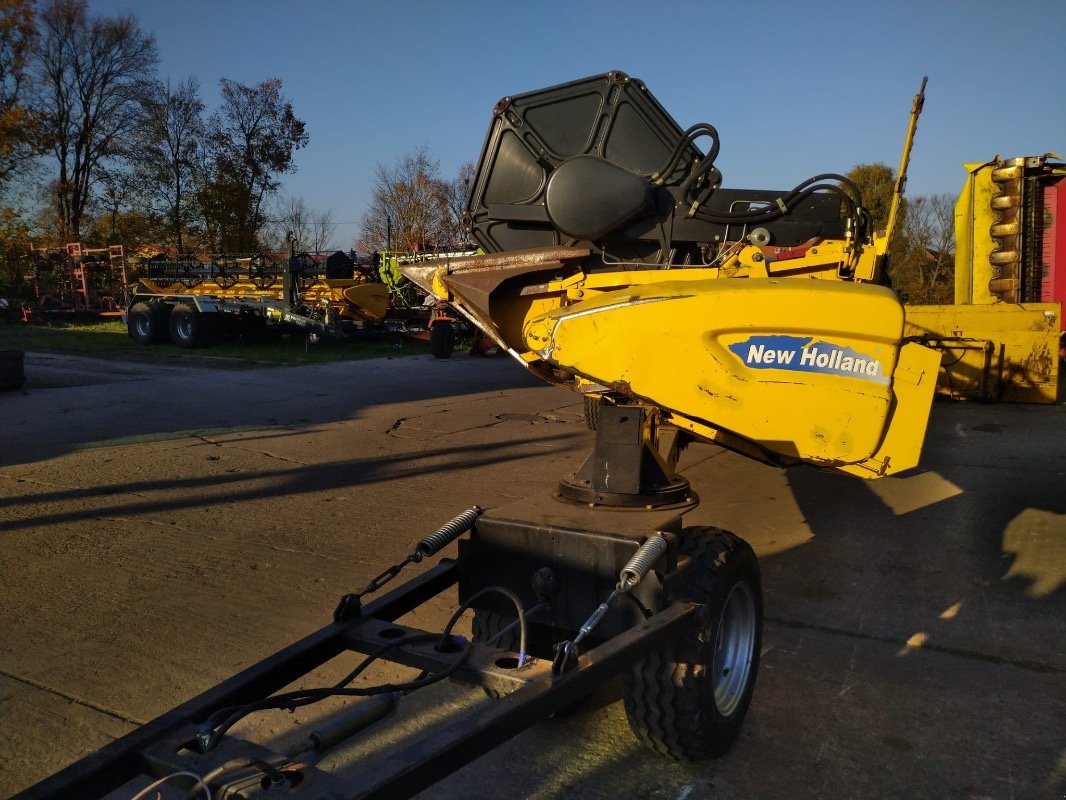 Schneidwerk от тип New Holland 30 V mit Wagen, Gebrauchtmaschine в Liebenwalde (Снимка 14)