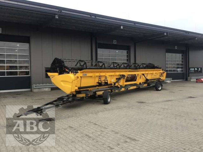 Schneidwerk del tipo New Holland 760CG 12.5M/41 FT VF, Neumaschine en Klein Bünzow (Imagen 1)