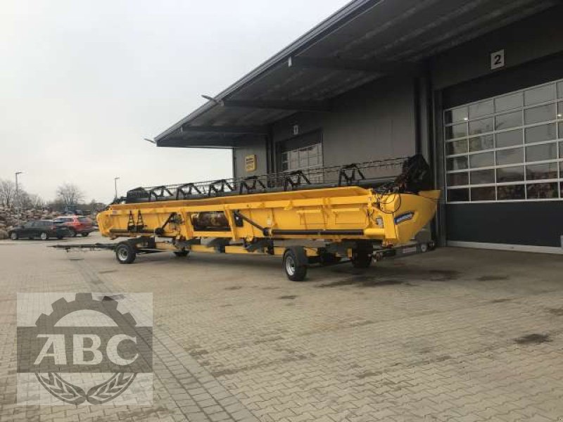 Schneidwerk tipa New Holland 760CG 12.5M/41 FT VF, Neumaschine u Klein Bünzow (Slika 2)