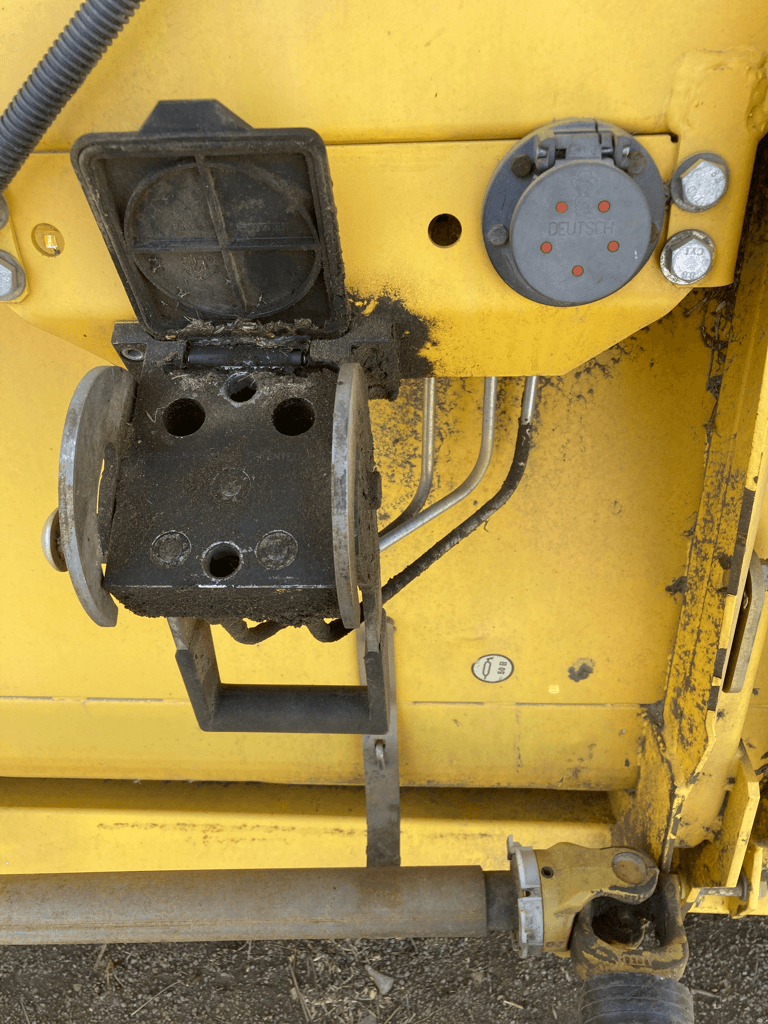 Schneidwerk del tipo New Holland 7M30, Gebrauchtmaschine In CINTHEAUX (Immagine 9)