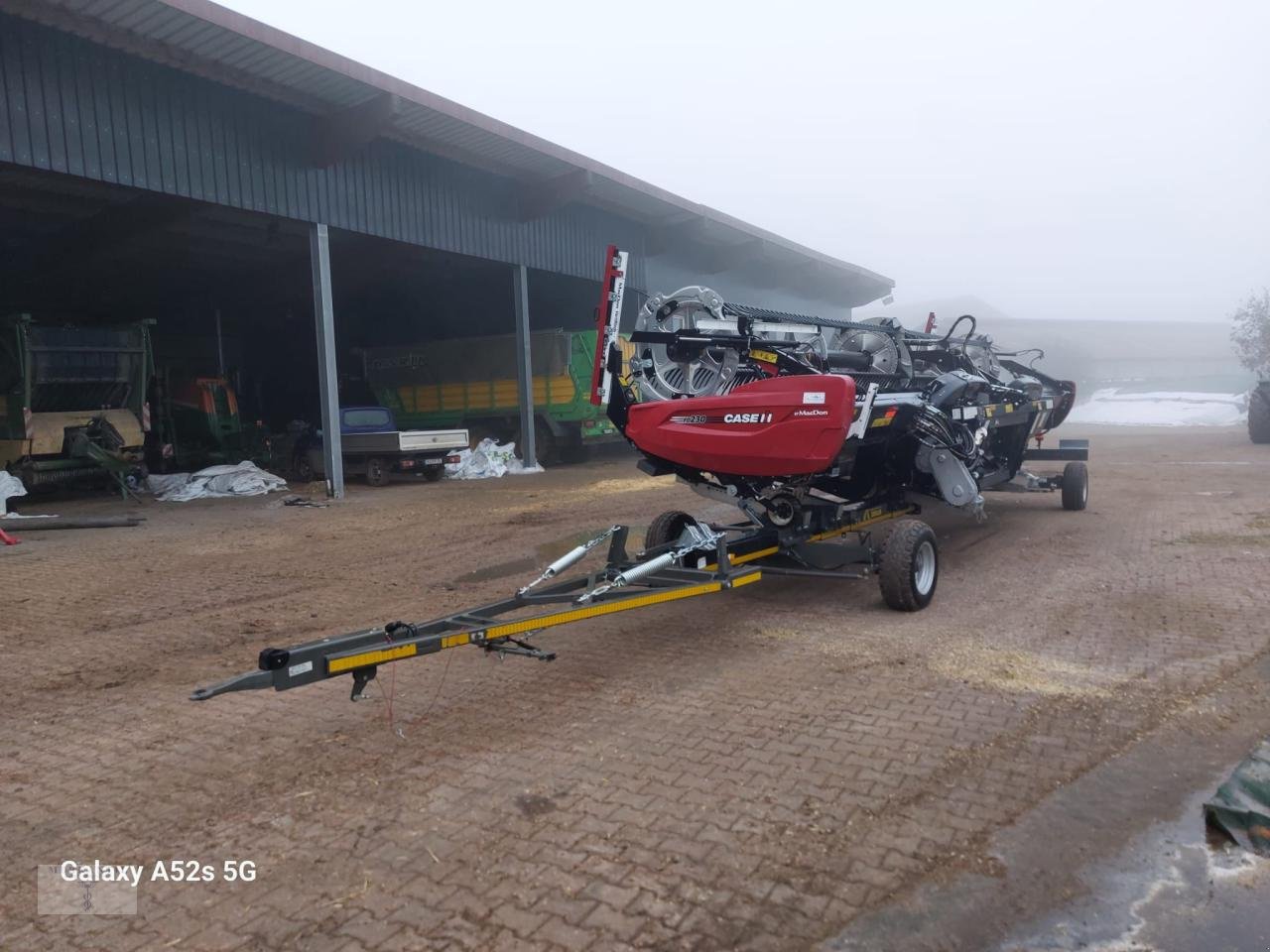 Schneidwerk del tipo Sonstige Macdon FD 230, Gebrauchtmaschine In Pragsdorf (Immagine 3)