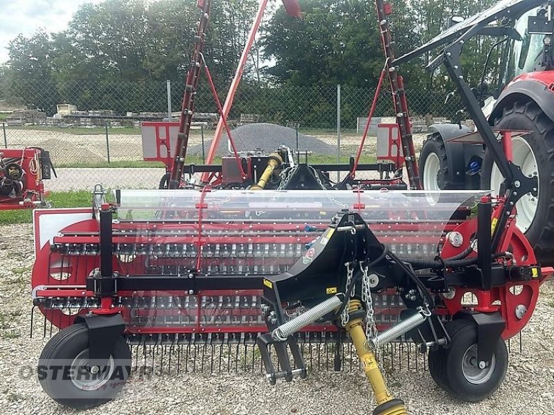 Schwader van het type B&B Clementer 300 F Eco, Vorführmaschine in Rohr