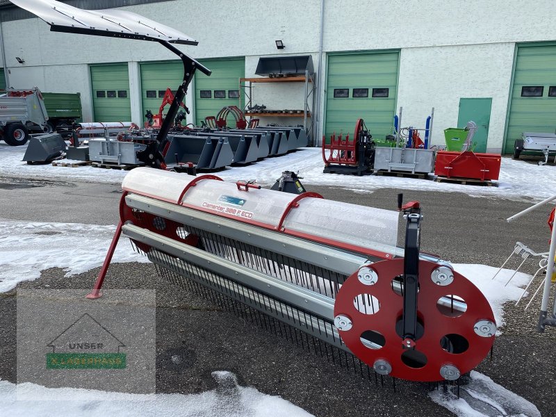 Schwader Türe ait BB-Umwelttechnik Kammschwader Clementer 300 F ECO Silage 6, Vorführmaschine içinde Wartberg (resim 1)