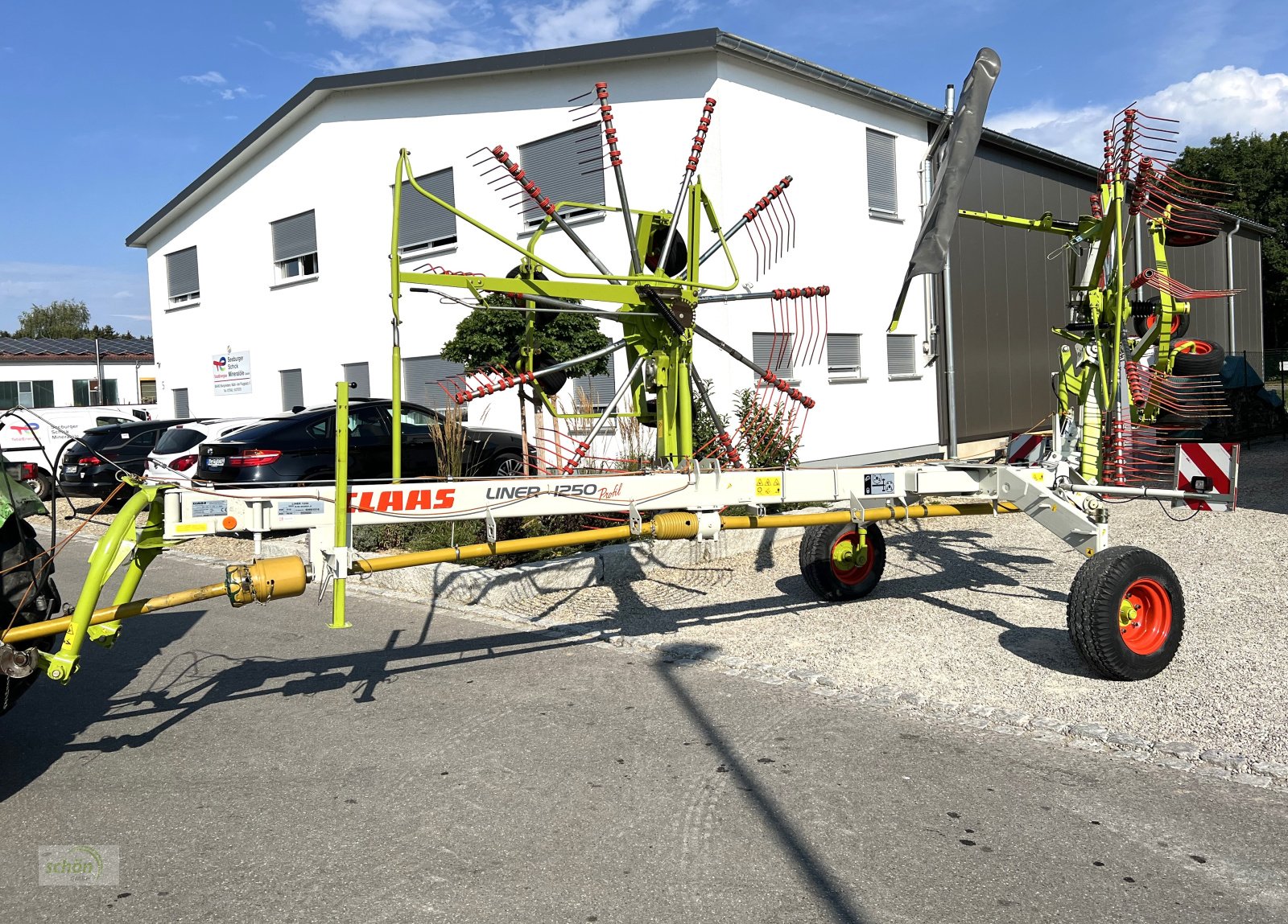 Schwader del tipo CLAAS Claas Liner 1250 Profil Seitenschwader im guten Zustand, Gebrauchtmaschine en Burgrieden (Imagen 3)