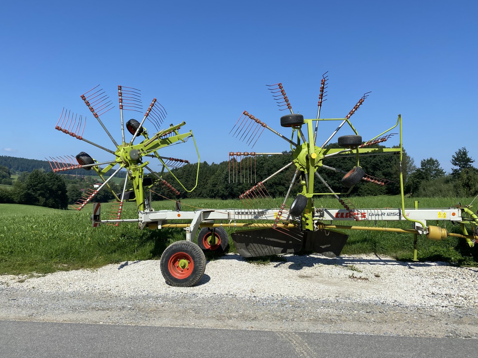 Schwader del tipo CLAAS Liner 1250 Profil, Gebrauchtmaschine en Kollnburg (Imagen 1)