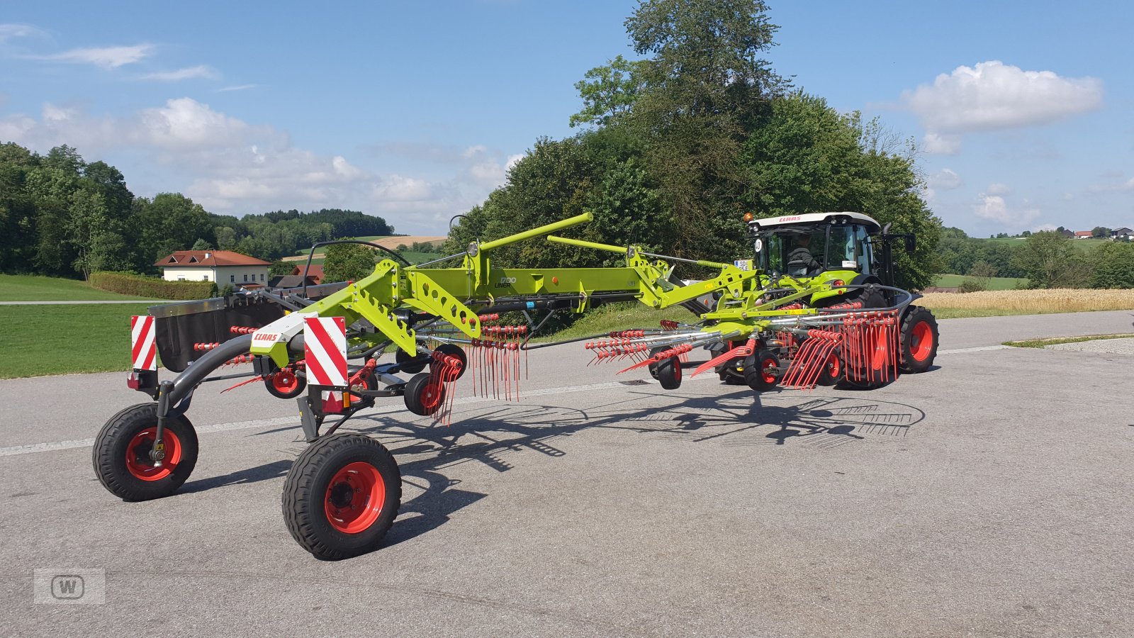 Schwader del tipo CLAAS Liner 1700, Neumaschine In Zell an der Pram (Immagine 1)