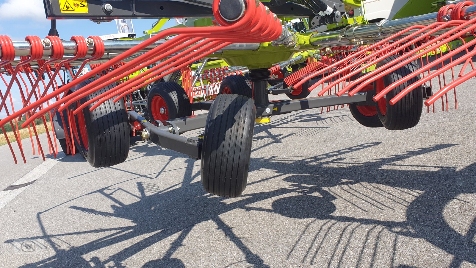 Schwader van het type CLAAS Liner 1700, Neumaschine in Zell an der Pram (Foto 10)