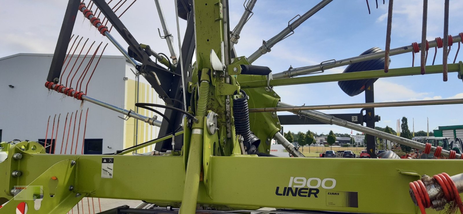 Schwader del tipo CLAAS LINER 1900, Gebrauchtmaschine en Schenefeld (Imagen 4)