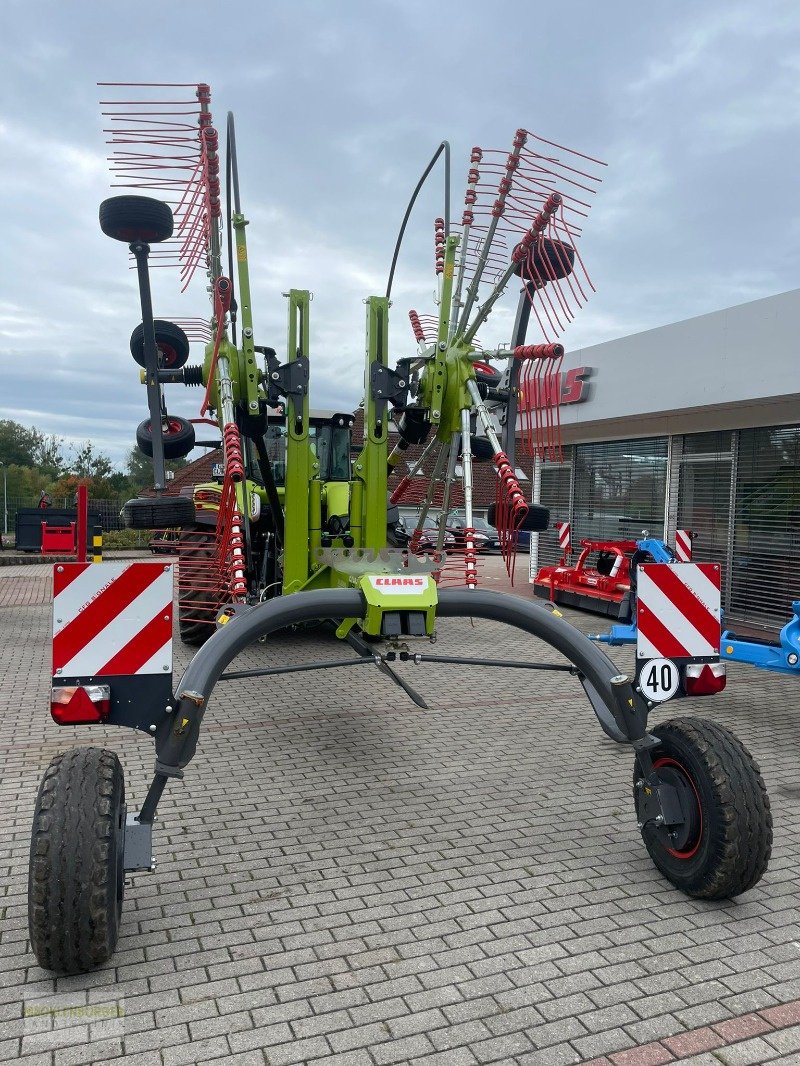 Schwader des Typs CLAAS LINER 2700 Trend, Neumaschine in Mühlengeez (Bild 4)