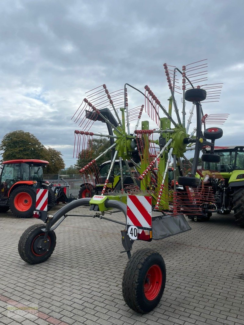 Schwader des Typs CLAAS LINER 2700 Trend, Neumaschine in Mühlengeez (Bild 5)