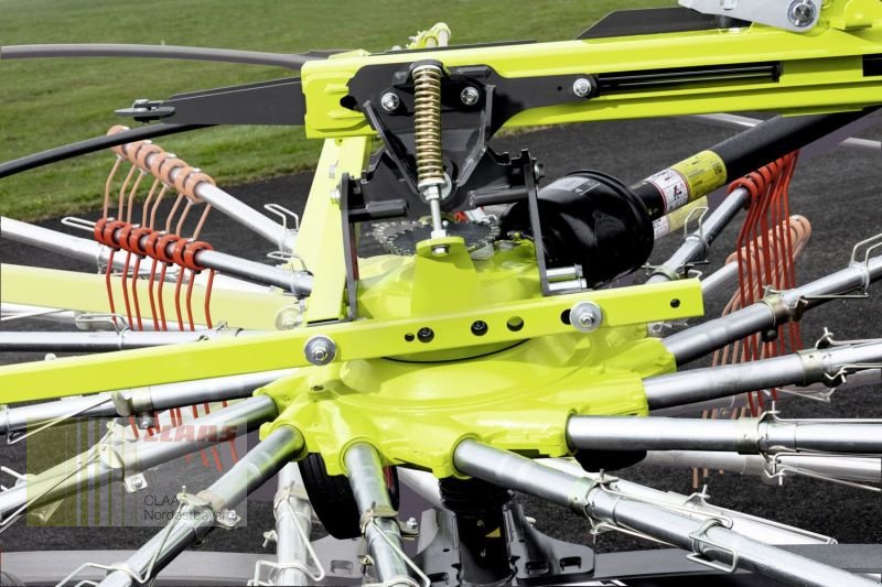 Schwader des Typs CLAAS LINER 2800 TREND, Neumaschine in Birgland (Bild 15)