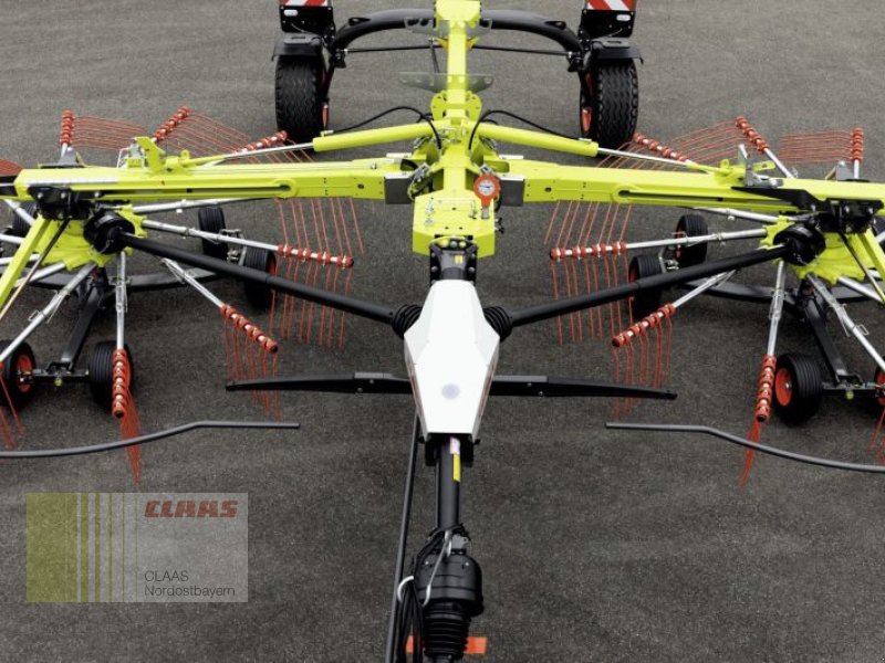 Schwader des Typs CLAAS LINER 2800 TREND, Neumaschine in Birgland