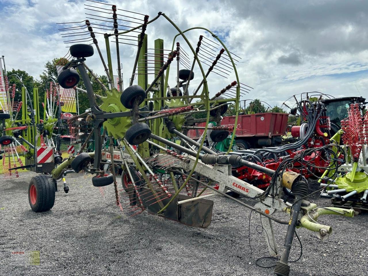 Schwader des Typs CLAAS LINER 2900, Gebrauchtmaschine in Westerstede (Bild 4)