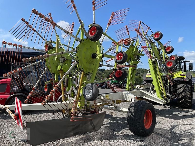 Schwader du type CLAAS Liner 3000 4-Kreiselschwader reparaturbedürftig, Gebrauchtmaschine en Rittersdorf (Photo 1)