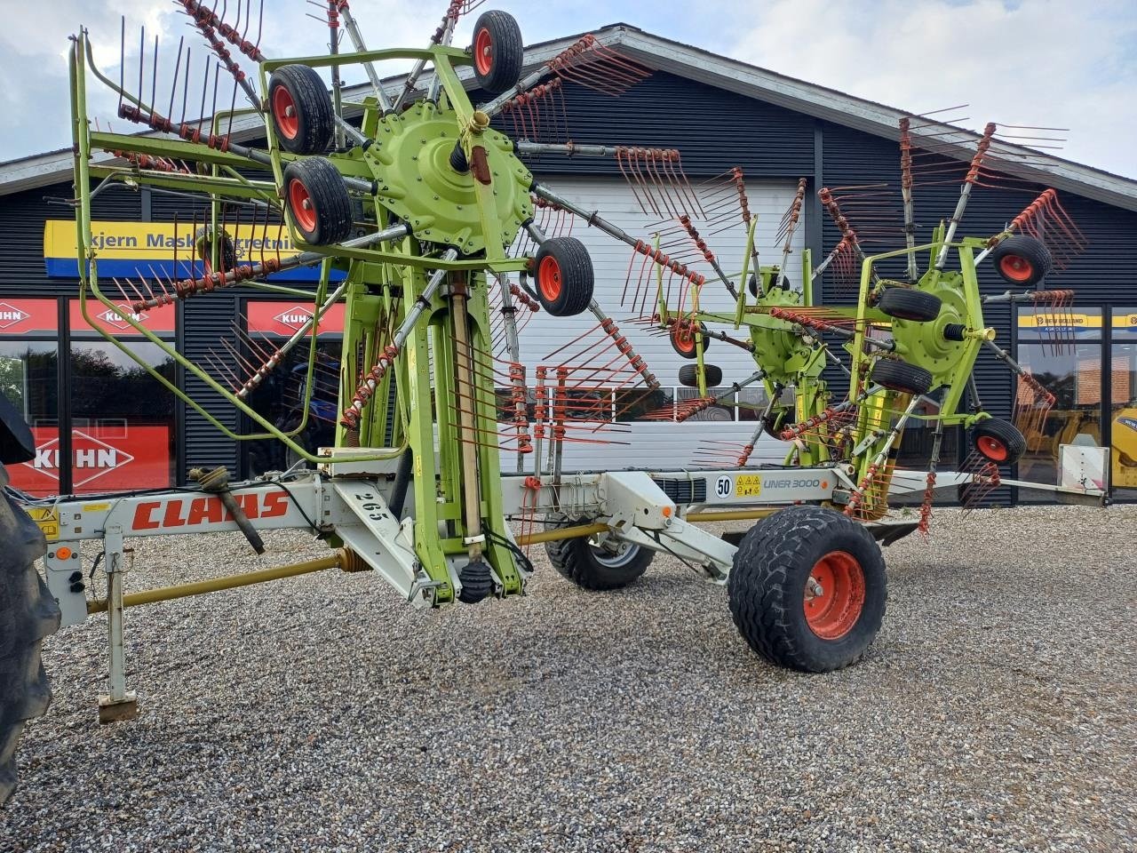 Schwader Türe ait CLAAS LINER 3000, Gebrauchtmaschine içinde Skjern (resim 6)