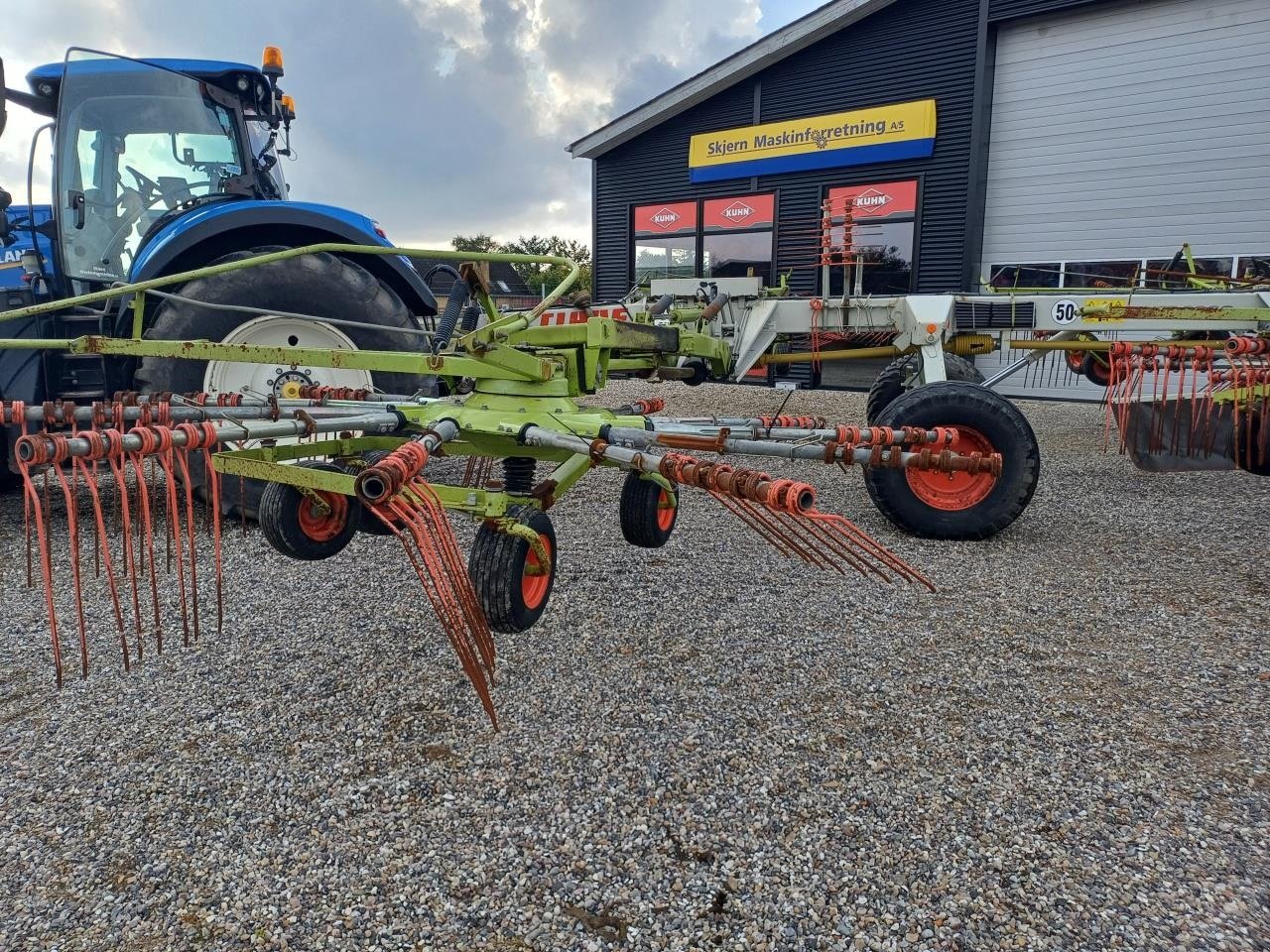 Schwader от тип CLAAS LINER 3000, Gebrauchtmaschine в Skjern (Снимка 5)