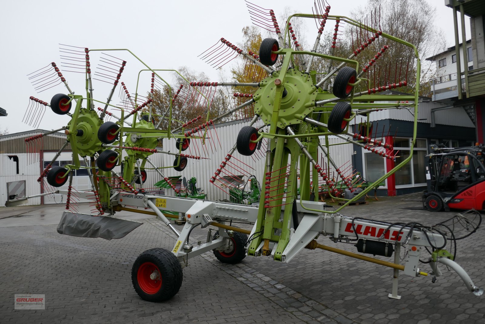 Schwader del tipo CLAAS Liner 3000, Gebrauchtmaschine en Dorfen (Imagen 3)