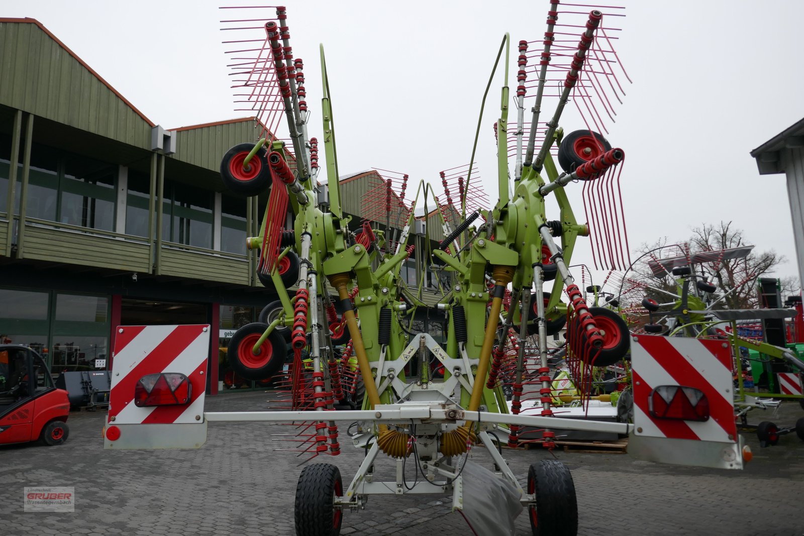 Schwader del tipo CLAAS Liner 3000, Gebrauchtmaschine en Dorfen (Imagen 6)