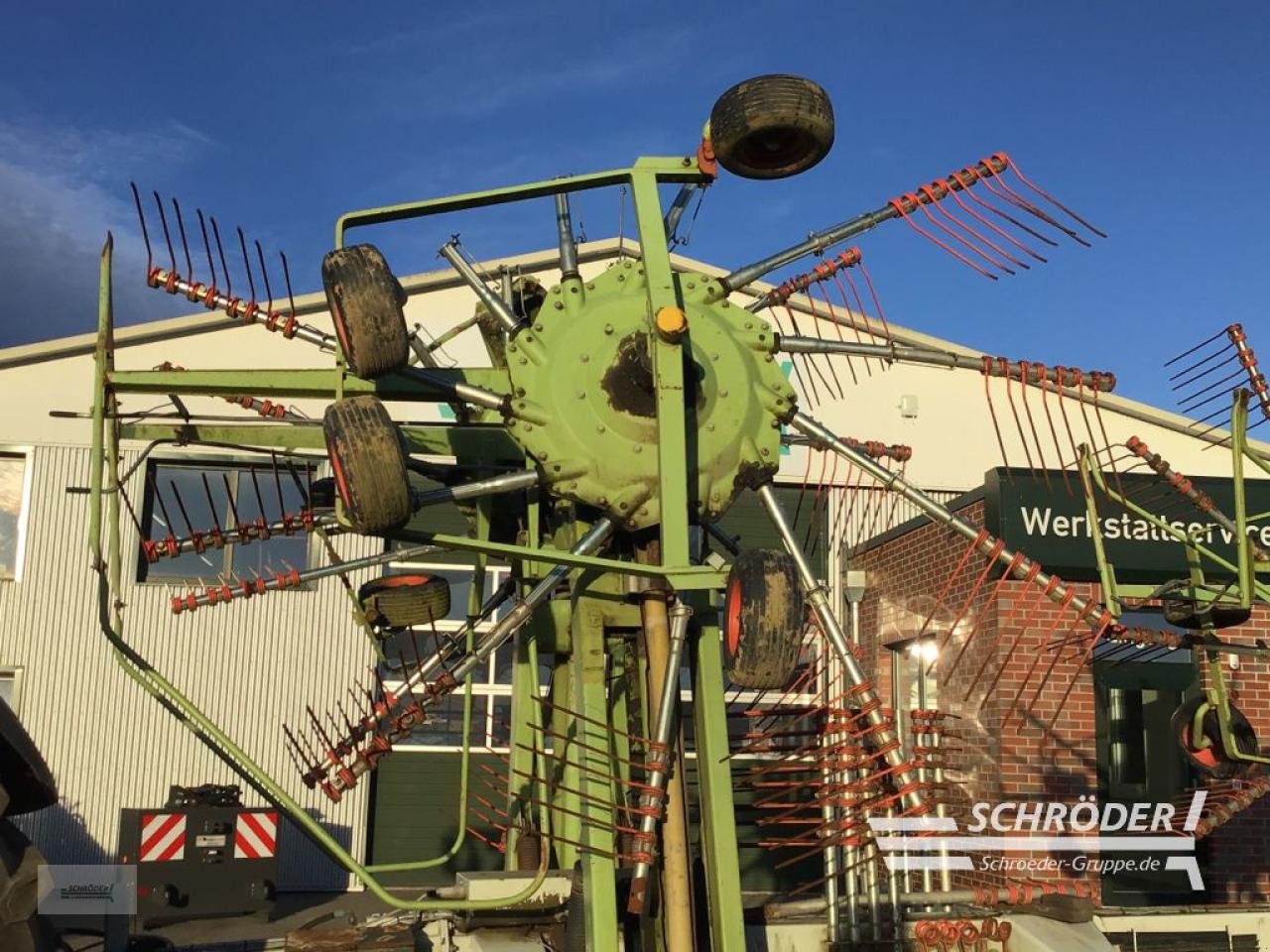 Schwader typu CLAAS LINER 3000, Gebrauchtmaschine w Penzlin (Zdjęcie 2)