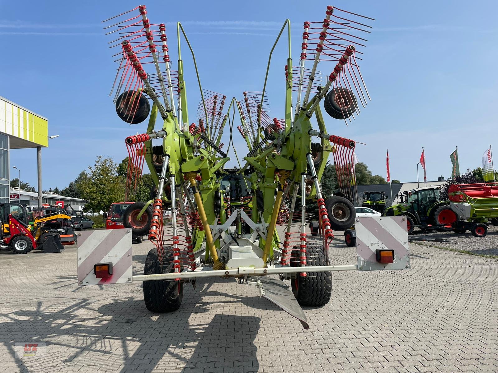 Schwader del tipo CLAAS Liner 3000, Gebrauchtmaschine en Hartmannsdorf (Imagen 4)