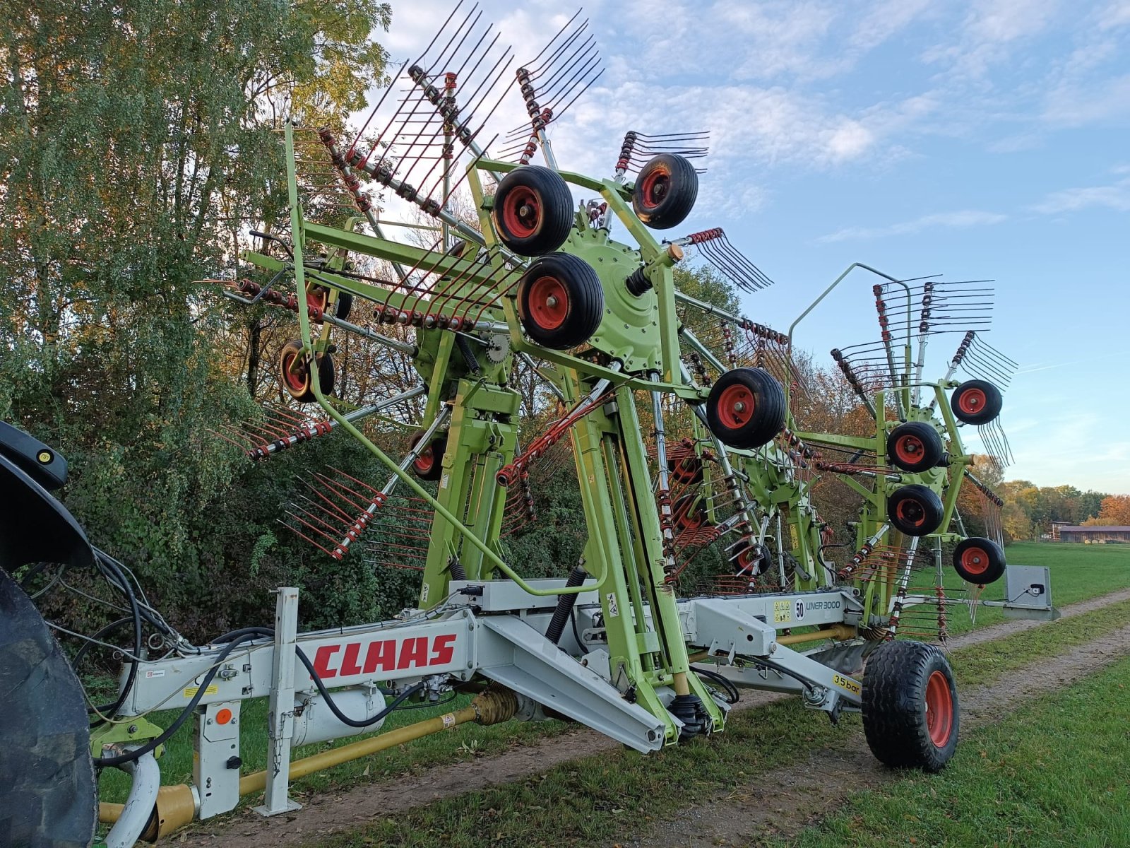 Schwader от тип CLAAS Liner 3000, Gebrauchtmaschine в Rammingen (Снимка 1)