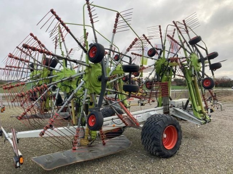 Schwader tip CLAAS LINER 3600 HHA, Gebrauchtmaschine in Brønderslev (Poză 3)