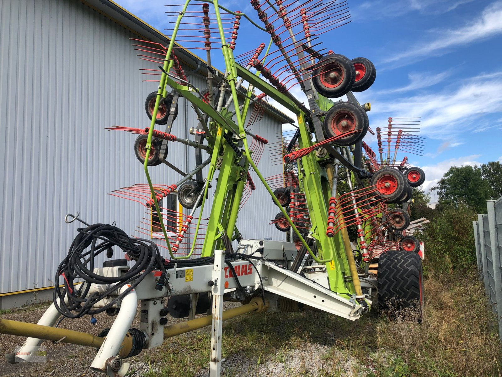 Schwader des Typs CLAAS Liner 3600, Gebrauchtmaschine in Neuenstein (Bild 1)