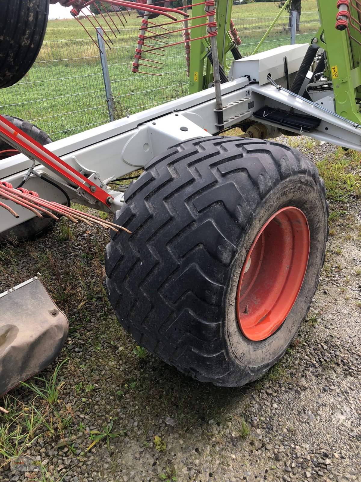 Schwader des Typs CLAAS Liner 3600, Gebrauchtmaschine in Neuenstein (Bild 7)