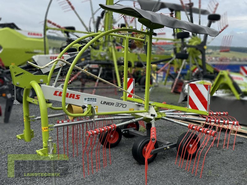 Schwader van het type CLAAS LINER 370 Tandem, Neumaschine in Homberg/Ohm - Maulbach (Foto 1)