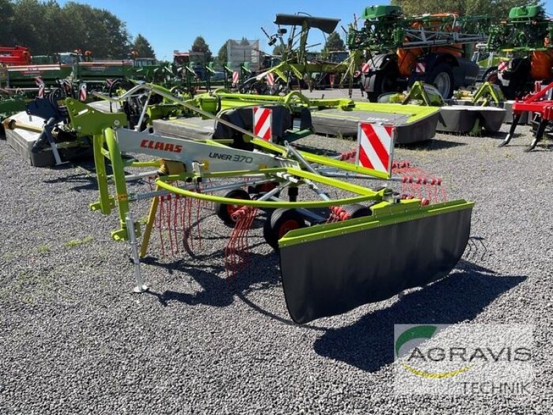 Schwader van het type CLAAS LINER 370 TANDEM, Neumaschine in Meppen-Versen (Foto 4)