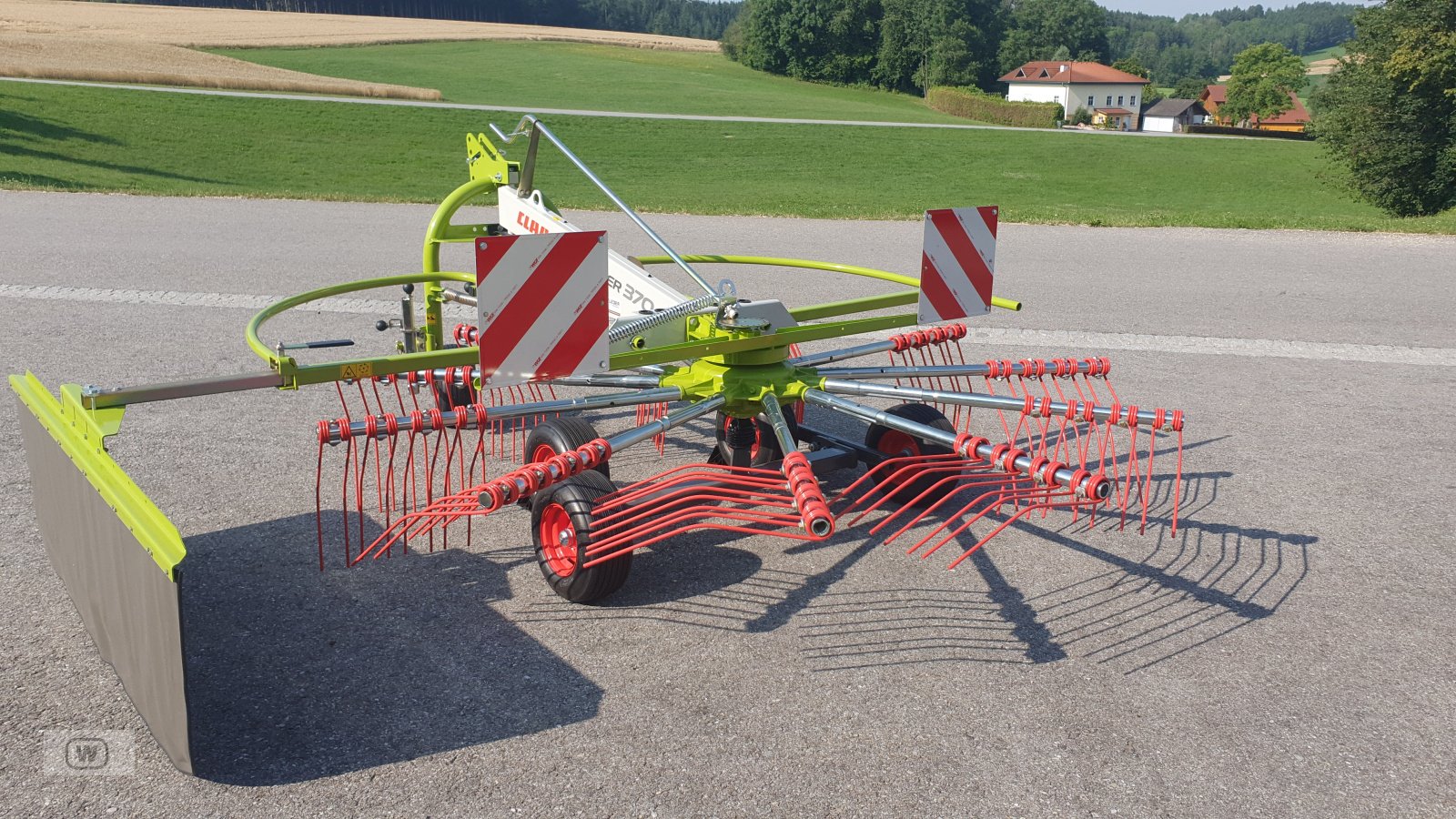 Schwader des Typs CLAAS Liner 370, Neumaschine in Zell an der Pram (Bild 15)