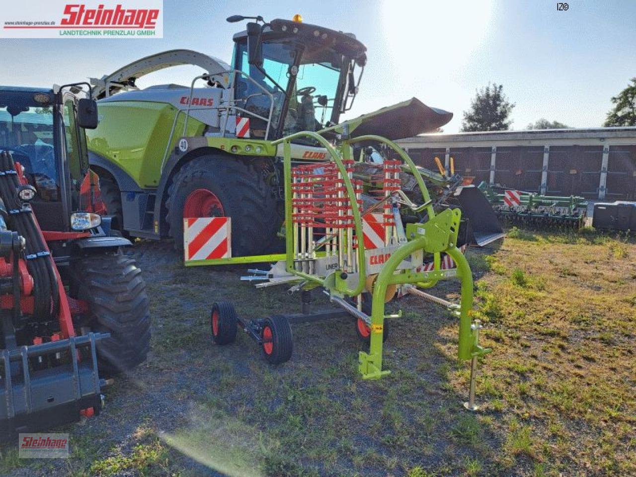 Schwader van het type CLAAS Liner 370, Neumaschine in Rollwitz (Foto 2)