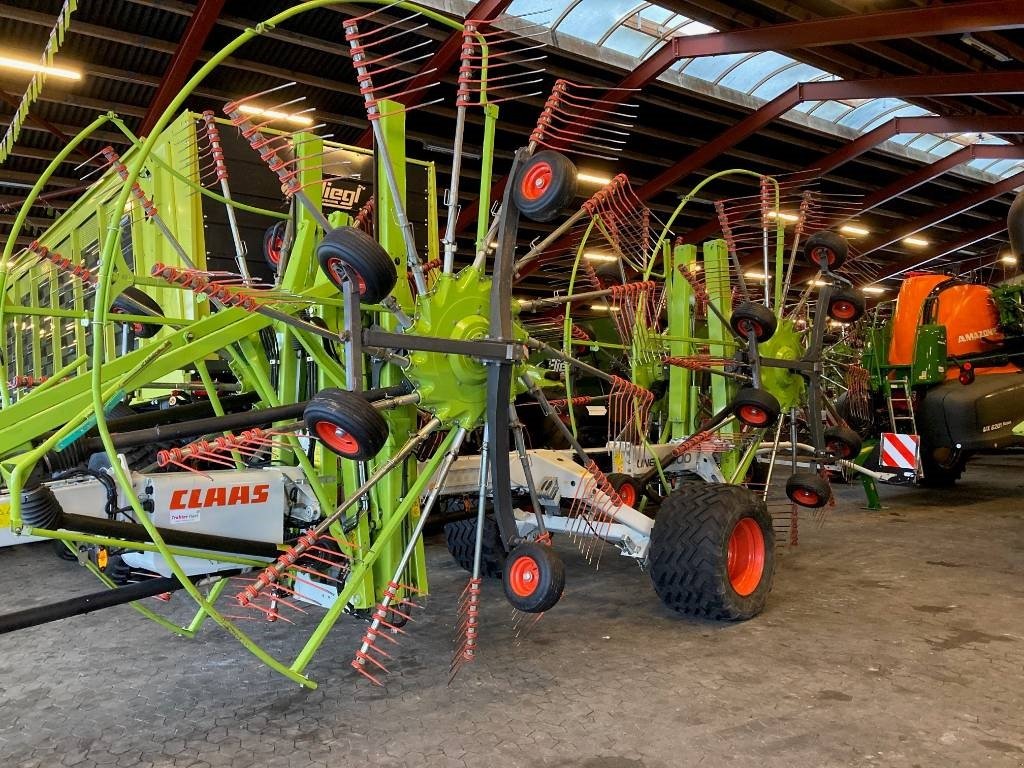 Schwader des Typs CLAAS LINER 4000 HHA, Gebrauchtmaschine in Aalestrup (Bild 3)