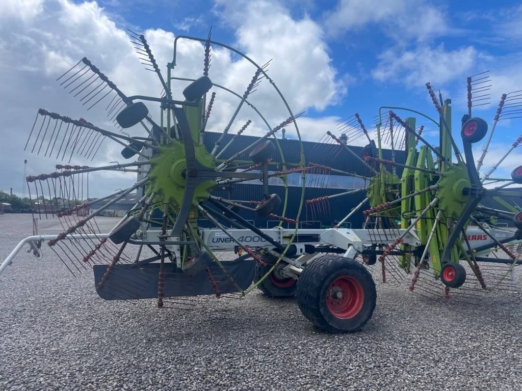 Schwader typu CLAAS Liner 4000 HHV, Gebrauchtmaschine v Ribe (Obrázek 4)