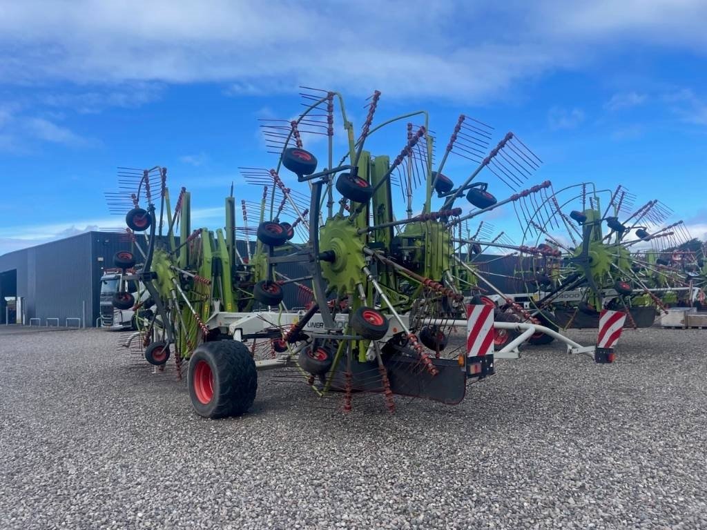 Schwader van het type CLAAS Liner 4000 HHV, Gebrauchtmaschine in Ribe (Foto 2)