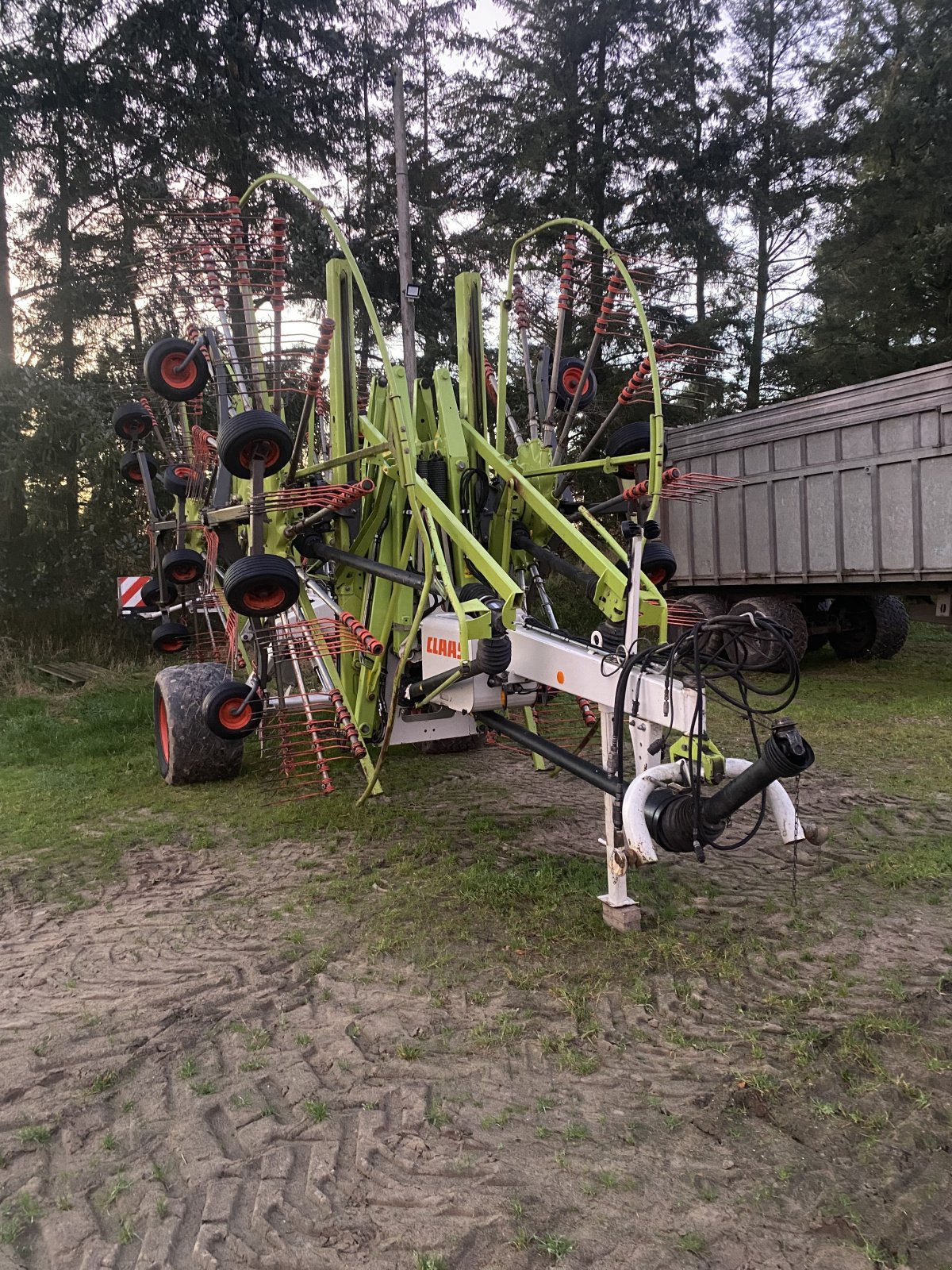 Schwader typu CLAAS LINER 4000, Gebrauchtmaschine v Tim (Obrázek 1)