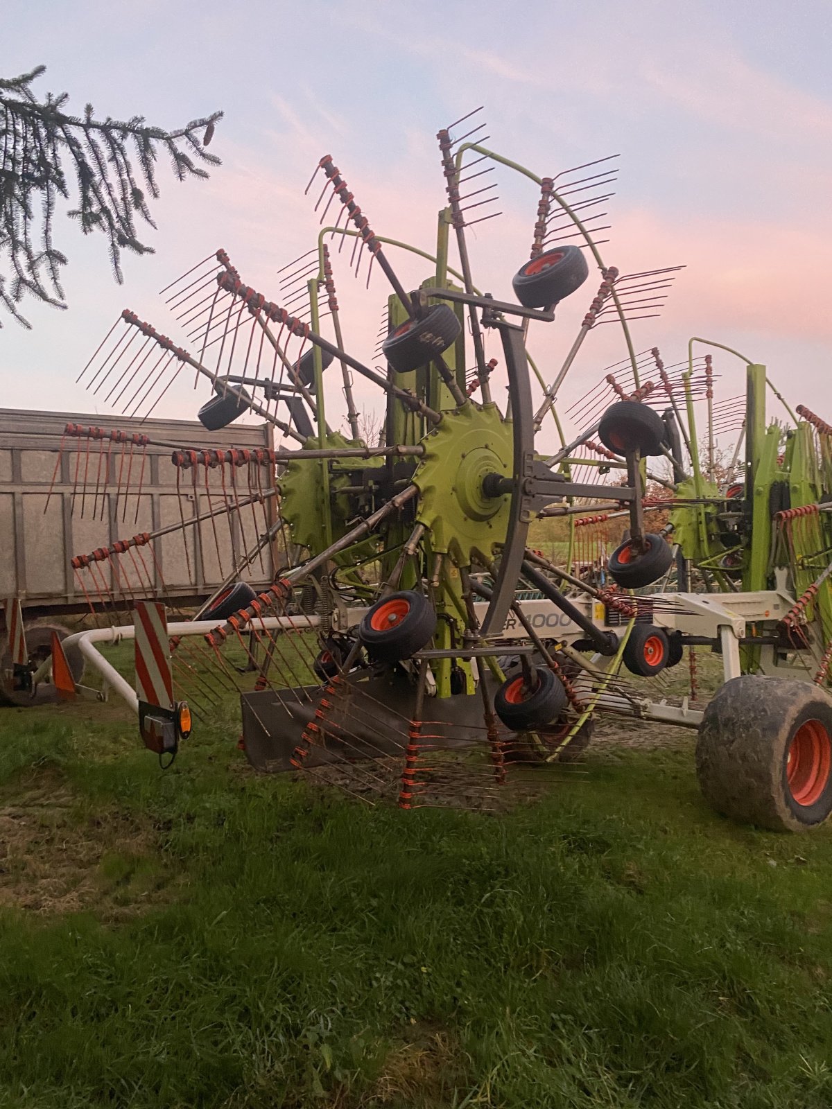 Schwader typu CLAAS LINER 4000, Gebrauchtmaschine v Tim (Obrázek 2)